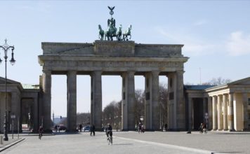 The measures against the spread of the Corona virus in Germany have just been tightened, and the infection figures are slowly falling